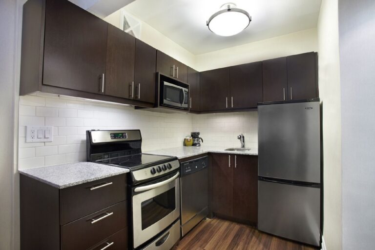 Deluxe One Bedroom