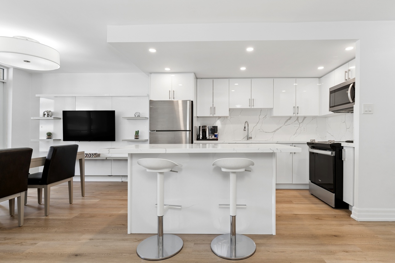 Luxury Suite Two Double Beds