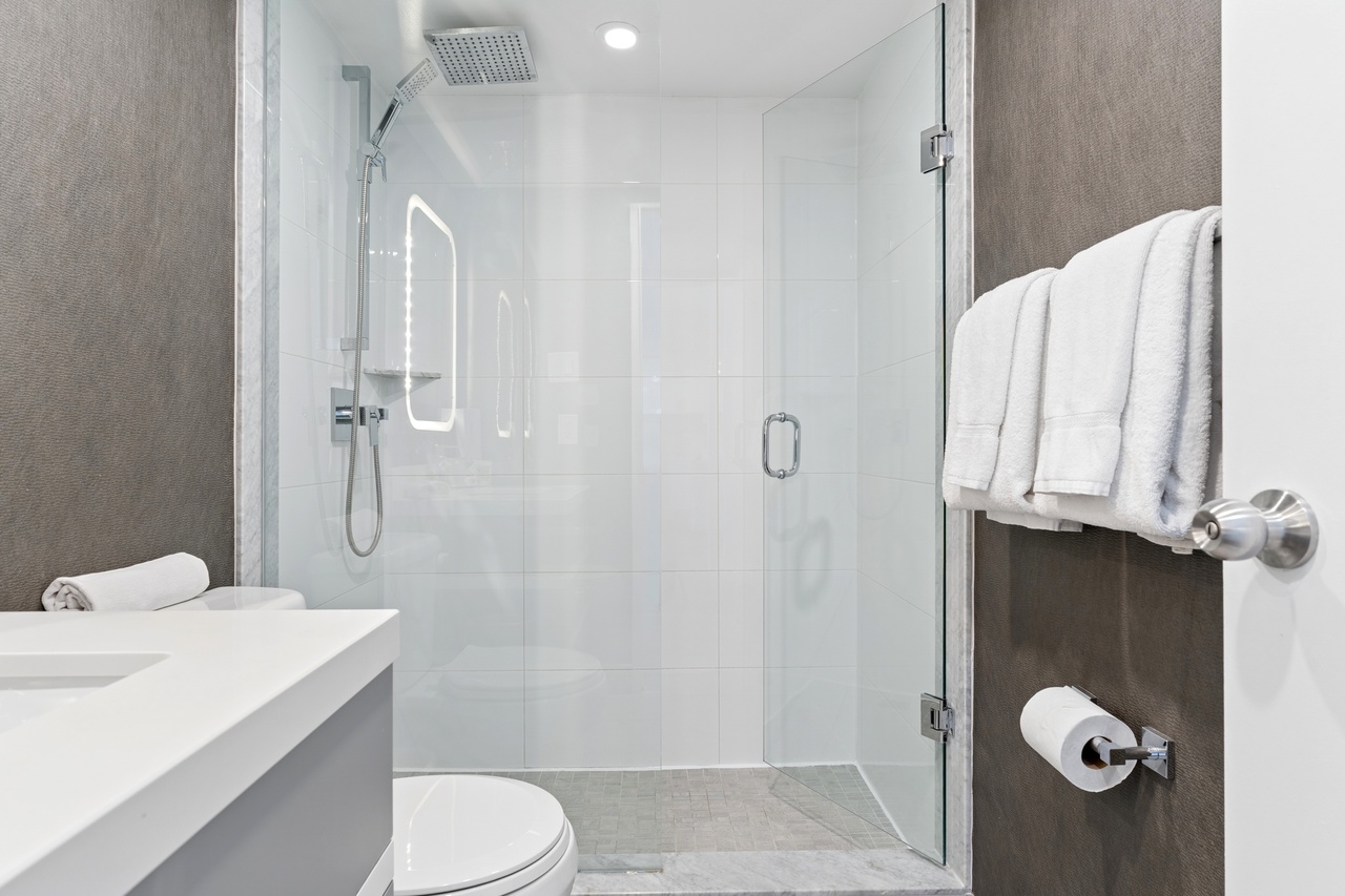 Luxury Suite Two Double Beds